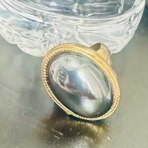 AVON Black Obsidian Hinged Pill Box / Poison Yellow Gold Plated Designer Ring